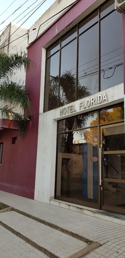 Hotel Florida Saladas Exterior foto